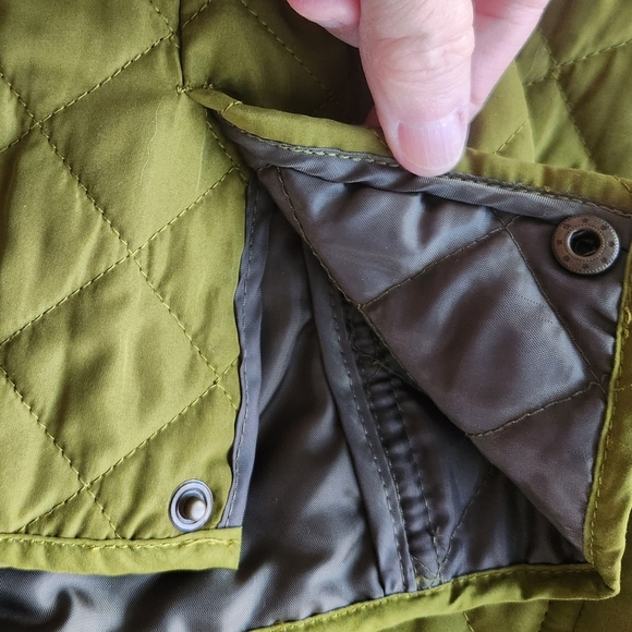 Gorgeous Green J.Jill Quilted Vest Medium Snap Front Pockets Warm - Picture 11 of 11
